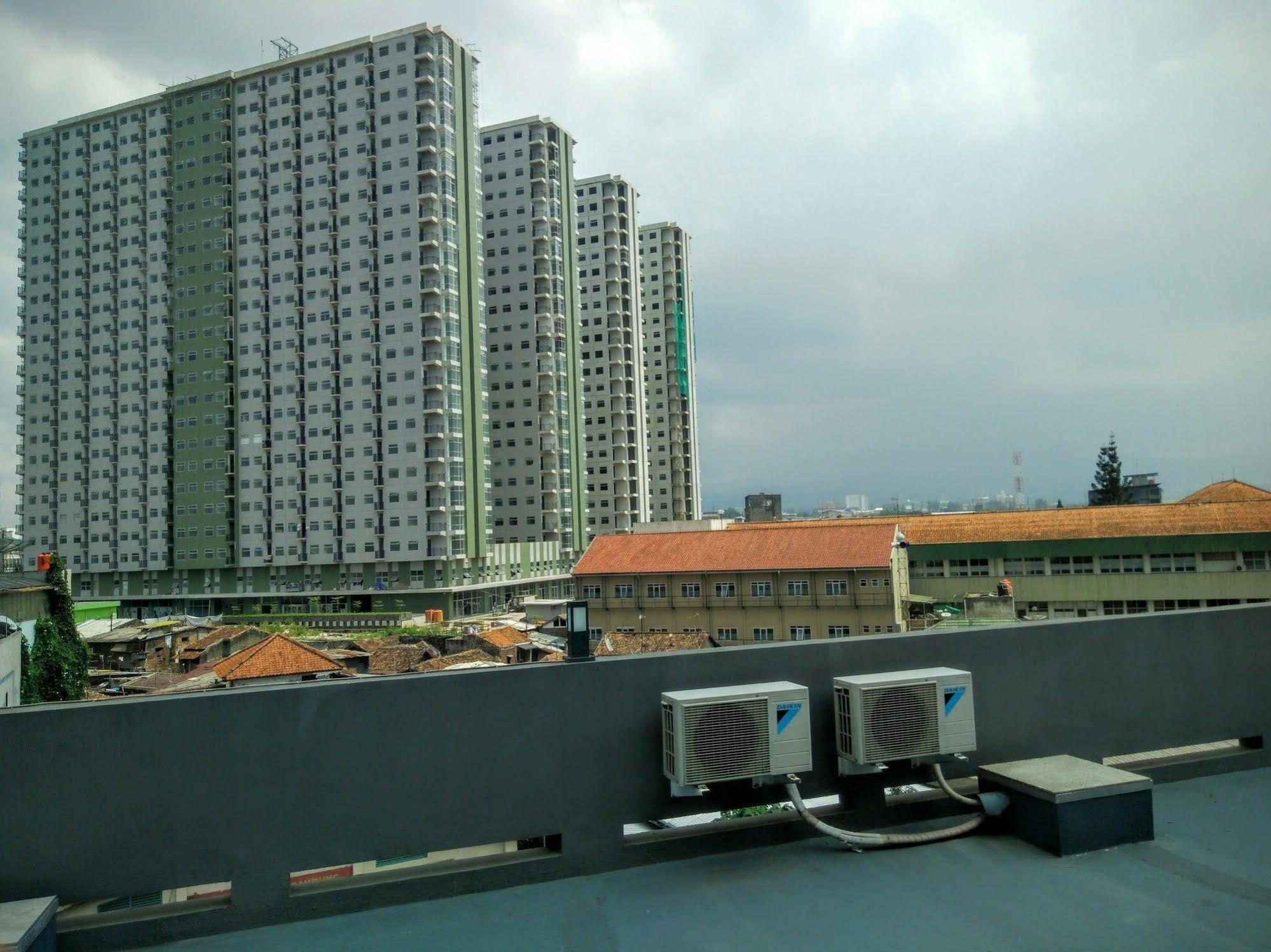 Sentra Inn Bandung Dış mekan fotoğraf